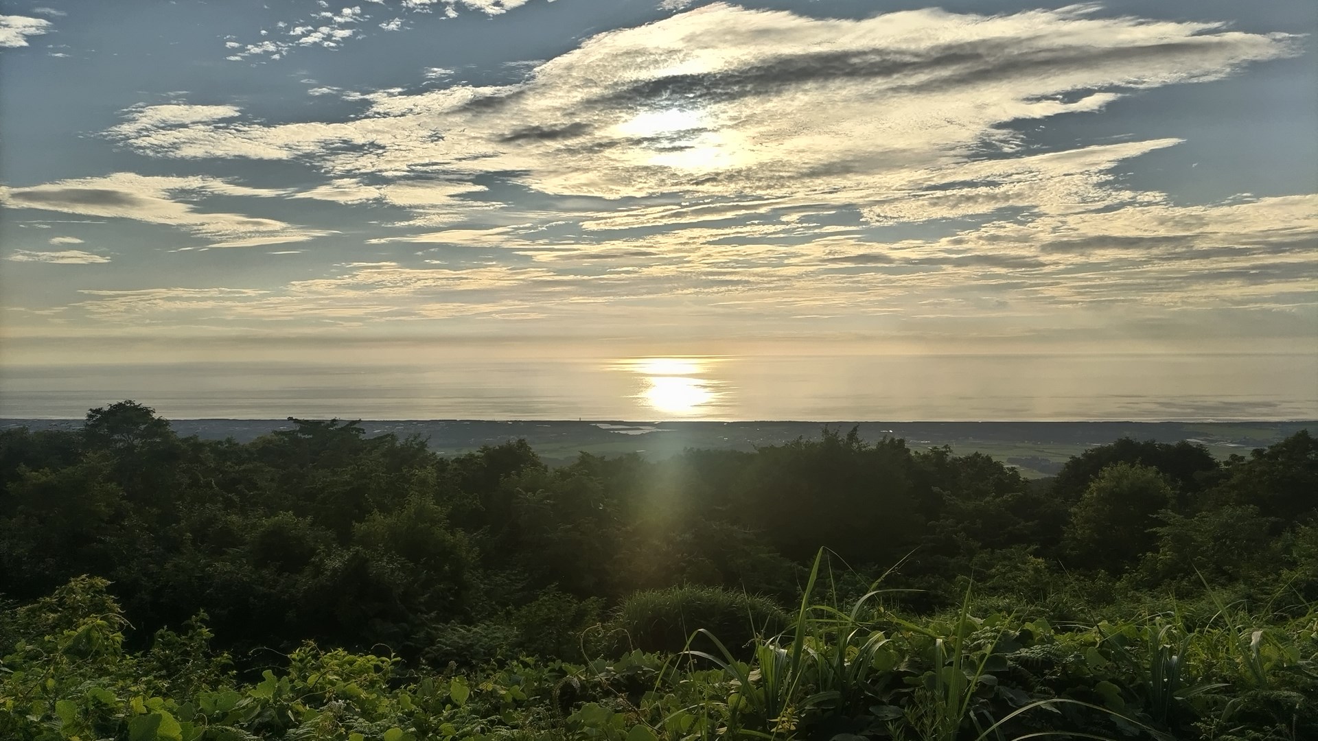 宝達山から千里浜の夕日を見てきました